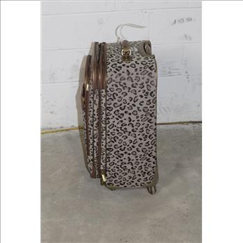 Jennifer Lopez Rolling Suitcase