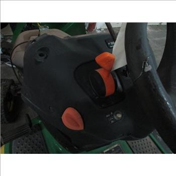 John Deere Riding Lawn Mower