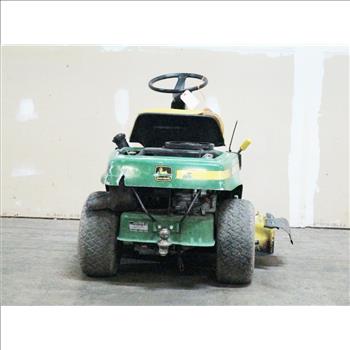 John Deere Riding Lawn Mower