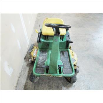 John Deere Riding Lawn Mower