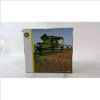 John Deere S690 Tracked Combine