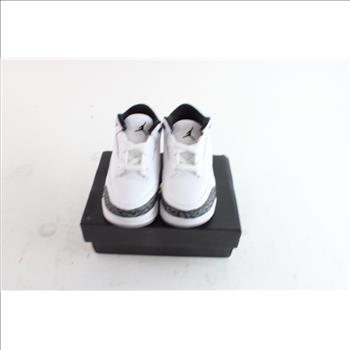 Jordan 3 Retro Shoes, Size 10c