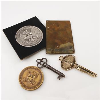 Keys, Loose Stone, Tokens, 6 Pieces