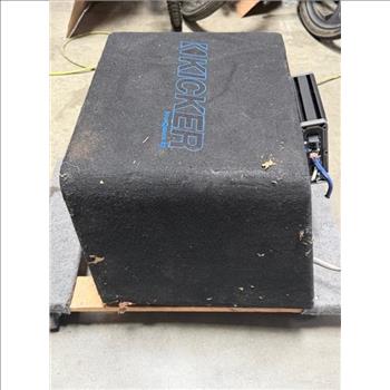 Kicker 16 Inch Subwoofer With Kicker Amp