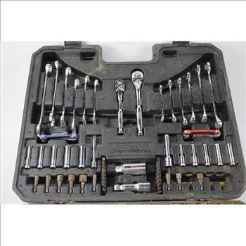 Kirkland Ratchet And Socket Set