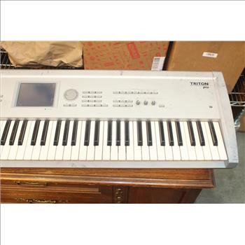 Korg Triton Pro 76 Key Workstation