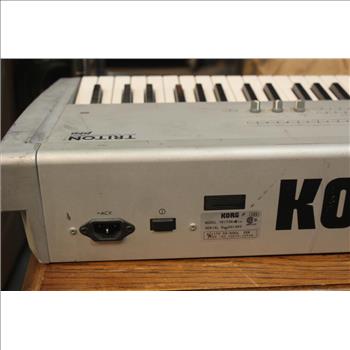 Korg Triton Pro 76 Key Workstation