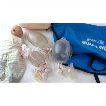 Laerdal Manikins, 2 Pieces