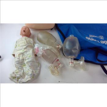 Laerdal Manikins, 2 Pieces