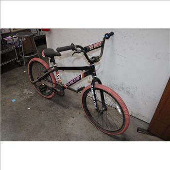 Landing Gear SoCal Flyer Black And Pink Urban Bike