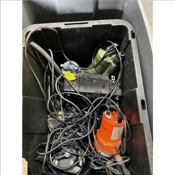 Large Plastic Tubs With Water Pumps And More