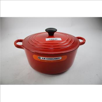 Le Creuset Second Choix Red Pot