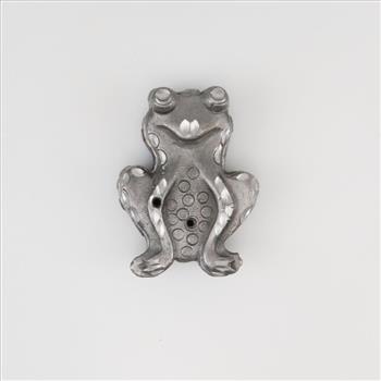 Lead Miniature Frog Box Pin Lid