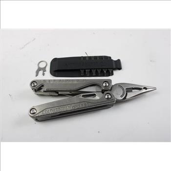 Leatherman Charge Multi-Tool