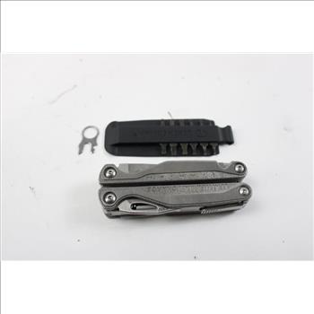 Leatherman Charge Multi-Tool