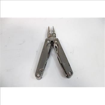 Leatherman Charge Titanium Multi-Tool