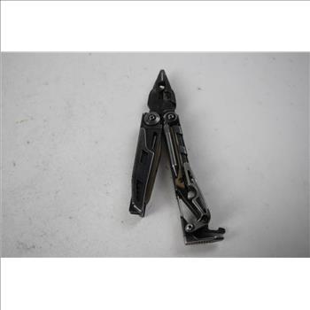 Leatherman MUT Multitool