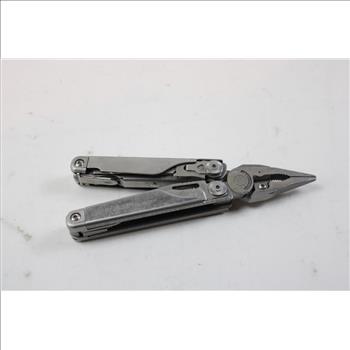 Leatherman Surge Multi-Tool