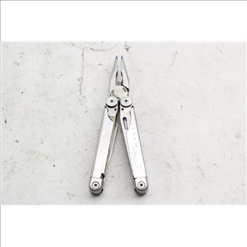 Leatherman Wave Multi-Tool And Pouch