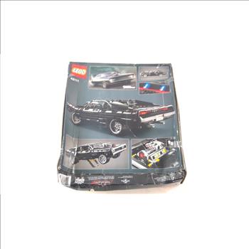 Lego Technic Dom's Dodge Charger