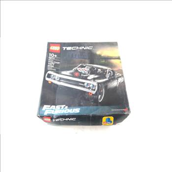 Lego Technic Dom's Dodge Charger