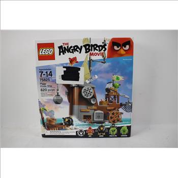 LEGO The Angry Birds Movie 'Piggy Pirate Ship' Set