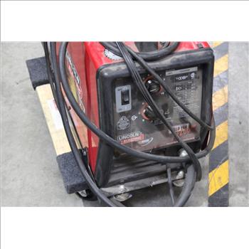 Lincoln Electric Weld Pak 3200 HD