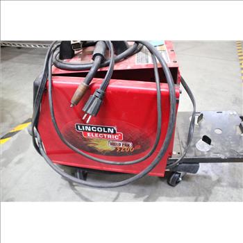 Lincoln Electric Weld Pak 3200 HD