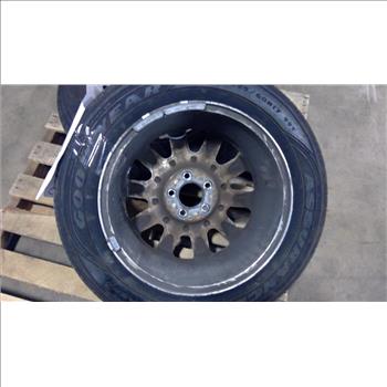 Lincoln Towncar Wheels, 2 Pieces