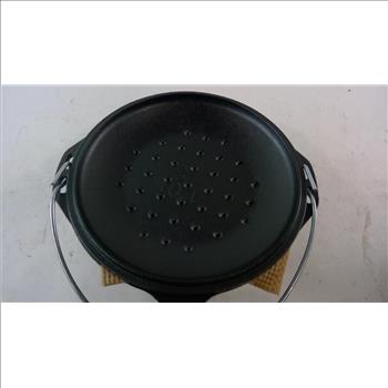 Lodge Cast Iron Dutch Oven
