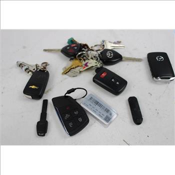 Lot Of Keys/ Controllers