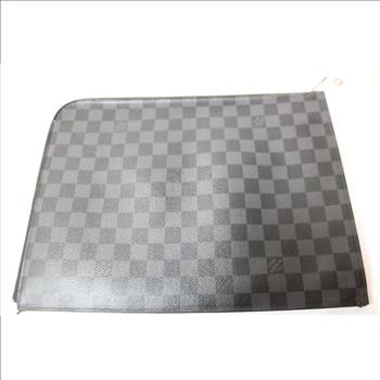 Louis Vuitton Damier Graphite Flat Pouch Zip Bag - Doublechecked By Entrupy