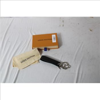 Louis Vuitton LV Slim Dragonee Key Holder & Bag Charm
