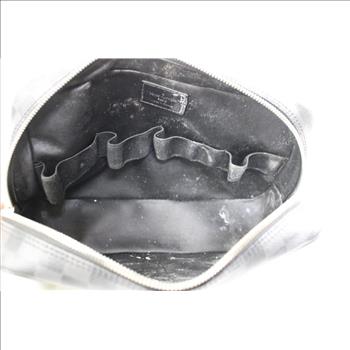 Louis Vuitton Makeup Bag - Doublechecked By Entrupy