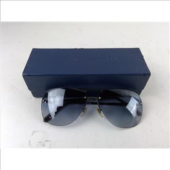 Louis Vuitton Men's  Sunglasses