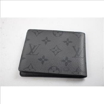 Louis Vuitton Men's Wallet