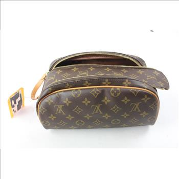 Louis Vuitton Monogram Dopp Kit Toilet Pouch - Doublechecked By Entrupy