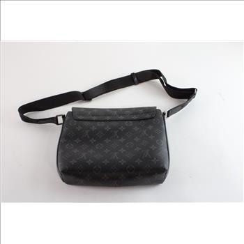 Louis Vuitton Shoulder Bag - Doublechecked By Entrupy