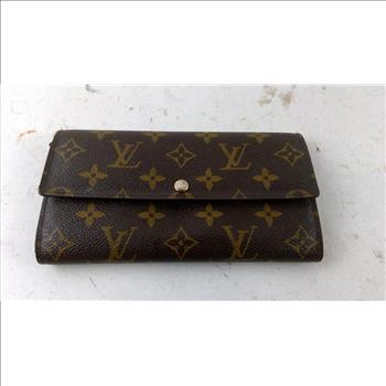 Louis Vuitton Wallet - Doublechecked By Entrupy