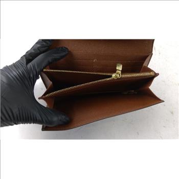 Louis Vuitton Wallet - Doublechecked By Entrupy