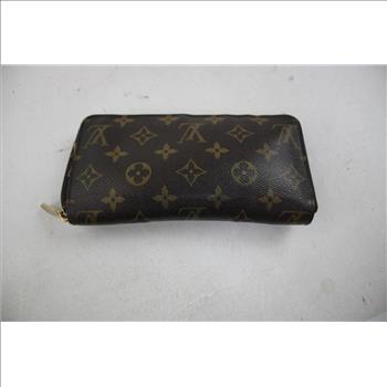 Louis Vuitton Zipper Wallet - Doublechecked By Entrupy