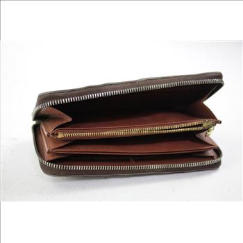 Louis Vuitton Zipper Wallet - Doublechecked By Entrupy