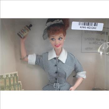 Lucy Does A TV Commercial Collectors Edition Barbie