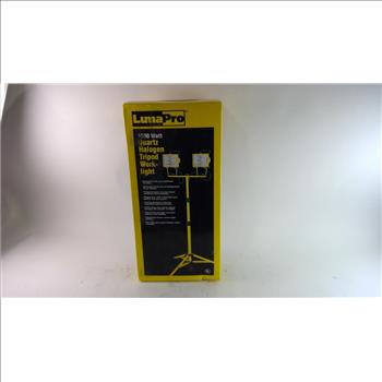 Luma Pro Tripod Worklight