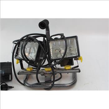 Luminar Work Worksite Light, Intex Quick Fill 06c Pump: 2 Items