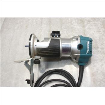 Makita 1-1/4 HP* Compact Router