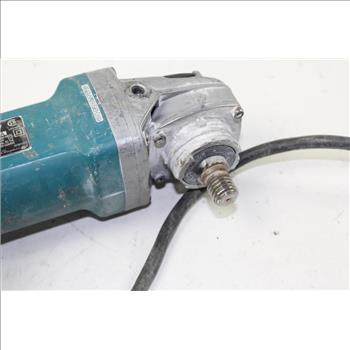 Makita 120 Variable Speed Angle Grinder With Corded, Model 9565cv