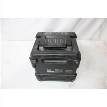 Makita 18V Lithium-Ion Bluetooth Speaker
