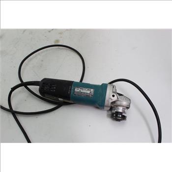 Makita 9557nb Grinder