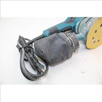 Makita BO5041 Corded Random Orbital Sander